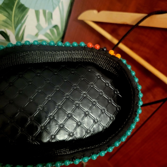 Beaded Handbag - Picture 6 of 6